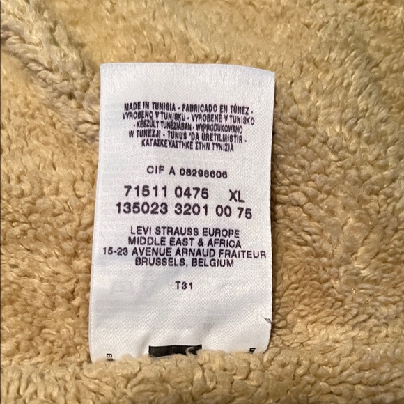 European Levi's Blue Denim Sherpa Lined Jacket - Picture 5 of 6